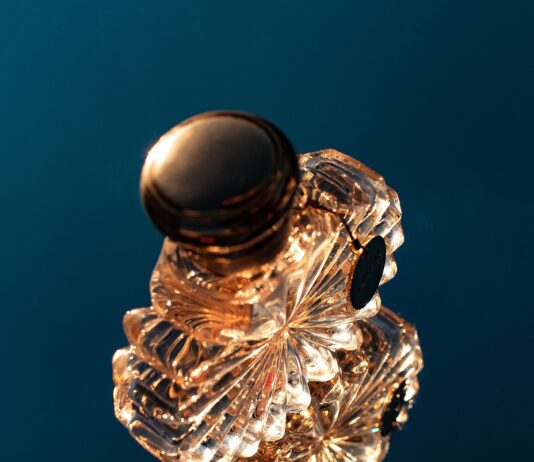 Арабские парфюмы: Вдохновение и роскошь из Саудовской Аравии