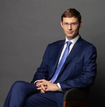 Тимур Турлов